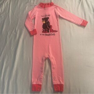 Form Fitting Long sleeve pajama/sleeper with bear design